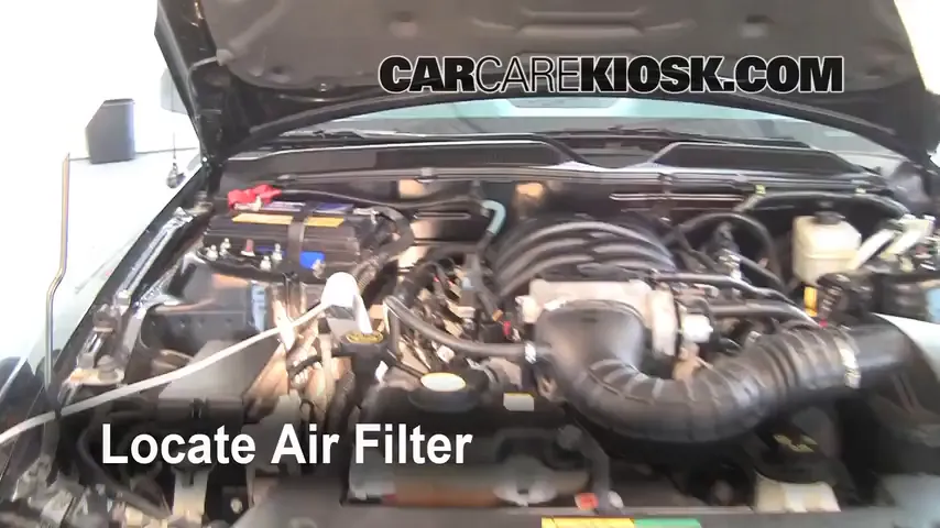 2006 Ford Mustang GT 4.6L V8 Coupe Filtro de aire (interior)